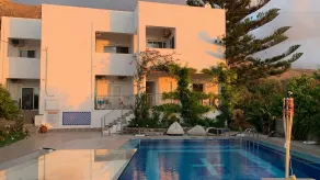 Infinity Wellness Boutique Hotel - Basseng
