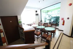 OYO 210 Apple Tree Suites - Restaurant