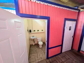 Waterside Inn - Bathroom
