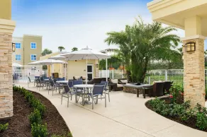 Staybridge Suites - Vero Beach by IHG - Piscina