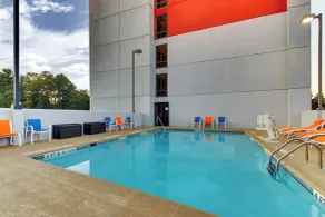 Holiday Inn Express & Suites Atlanta Perimeter Mall Hotel by IHG - Pool