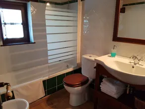 Casa Rural La Matuca, Senda Del Oso, Asturias - Badeværelse