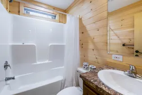 Rondout Valley Camping Resort Deluxe Park Model 11 - Bathroom