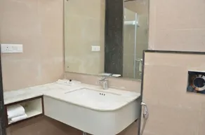 Hotel Placid - Bathroom