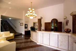 Hotel Carmen - Rezeption