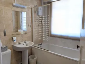 Sparkford Inn - Badezimmer