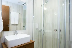 Agarathos Homes - Bathroom