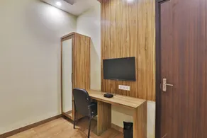 Hotel Aarya - Chambre