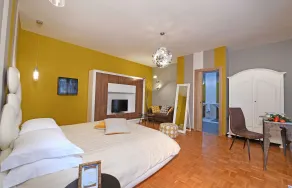 Panoramic Villa Garassino - country rooms and fine restaurant - Zimmer