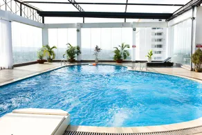 Hai Ba Trung Hotel & Spa - Pool