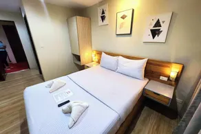 DLT Suites Cebu powered by Cocotel - Room
