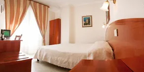 Hotel Mediterraneo - Room