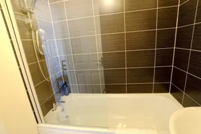 Birmingham Airport/NEC Beauty Homebase - Salle de bain