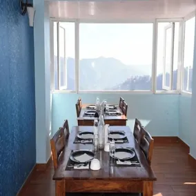 the town ville - Restaurante