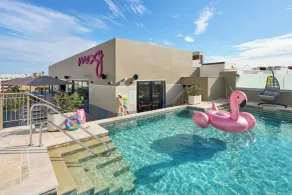 Moxy St. Julian's Malta - Pool