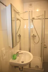 Bermuda Apartment - Bathroom