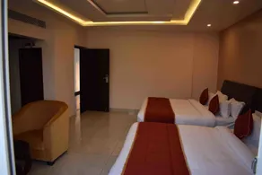 White Pearl Residency - Room