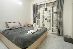 Aishwarya Apartment - Rom