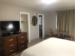 Bay Breeze Inn Bradenton Downtown - Chambre