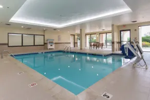 Courtyard by Marriott Charlotte Lake Norman - Piscine