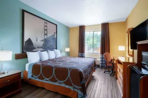 Super 8 by Wyndham Salisbury - Chambre