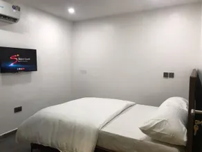 Skenyo Hotel & Apartments - Room