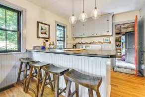 Charming Cottage w/ Patio, Walk to Boothbay Harbor - Interiör