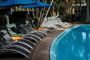 Nomads Noosa - Pool