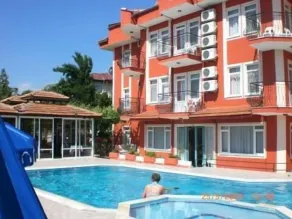 Red Rose Hotel - Pool