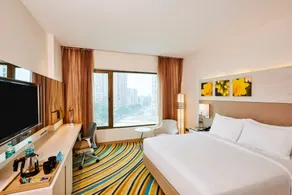 Hilton Garden Inn Lucknow - Room
