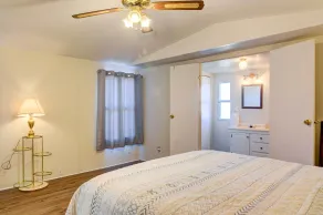 Peaceful Sandia Park Retreat w/ Deck & Views! - Interior