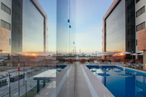 DoubleTree by Hilton Celaya - Piscine