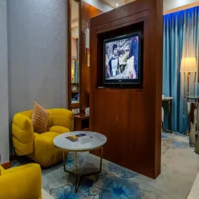 Sunday Hotel Kingdom Towers Formerly Warwick Al Dabab Hotel - Room