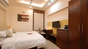 HOTEL NANGIS PRIDE - Chambre