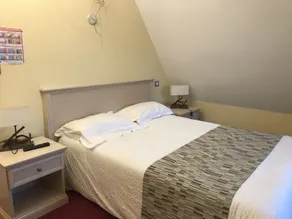 Logis hotel Saint-Joseph - Værelse