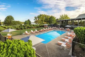 Holiday Inn Richland on the River by IHG - Piscina