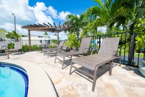 Sun Outdoors Marathon - Piscine