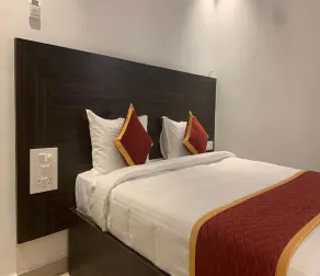 Treebo Aishwarya Grand - 4 km from Promenade Beach - Chambre
