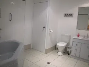 Apollo Apartments Merimbula - Bathroom