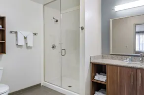 MainStay Suites Great Falls Airport - Salle de bain