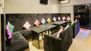Townhouse Marol Near Mumbai Airport - Restaurant