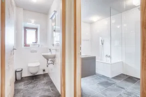 Exclusive Apartment Tassenbacherhof - Badrum