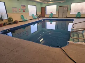 Days Inn by Wyndham Portage Cascade Mountain area - Piscine