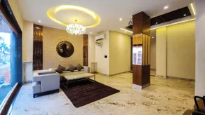 THE MAJESTIC GRAND - Reception