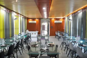 Goyal Hotelirs - Hotel Vasudha Near Prem Mandir, Vrindavan - Restaurant