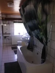 Appartamento adatto alle famiglie con terrazza, barbecue e giardino | Vista sul giardino - Bagno