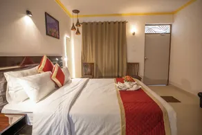 The Woodside Inn - Room