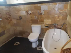 Doni House & Villas - Badezimmer