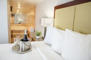 The Madison Concourse Hotel - Chambre