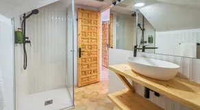 Hotel BESTPRICE Santillana - Bad